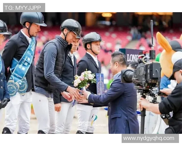 2018鸟巢足球明星赛精彩回顾与球星风采展现盛况回顾